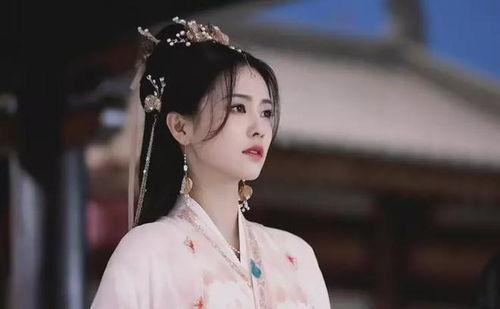 娱乐圈吃瓜白鹿,揭秘明星背后的故事